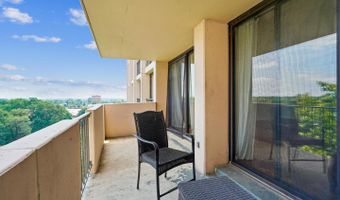 4141 N HENDERSON Rd #904, Arlington, VA 22203