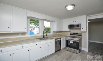 730 W Oakwood Ave, Albemarle, NC 28001