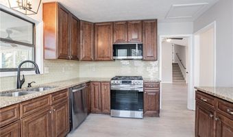 4809 Burlington Ct NW, Acworth, GA 30102