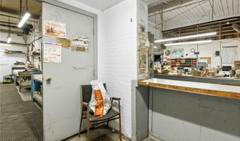 634 Park Ave, Cranston, RI 02910