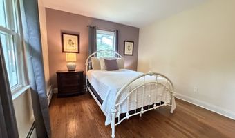 11 Hall Passway, Danbury, CT 06811