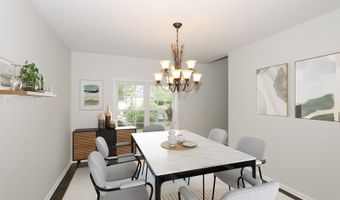 1321 Ivy Ln, Algonquin, IL 60102