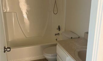 13060 Kiowa Rd, Apple Valley, CA 92308