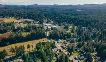 1168 2ND St, Bandon, OR 97411