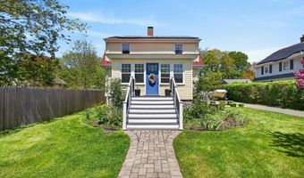 7 Verndale Cir, Bristol, RI 02809