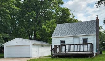 312 S 1st Ave, Brandon, SD 57005