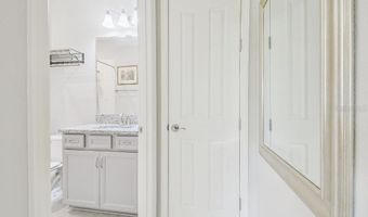 6442 MAIDEN SEA Dr, Apollo Beach, FL 33572
