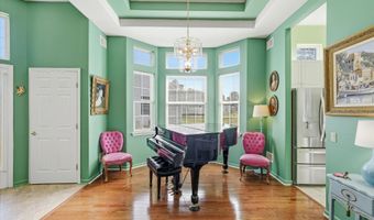 10 Deer Lake Ct, Barnegat, NJ 08005