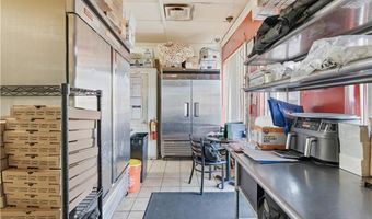 620 Killingly St, Johnston, RI 02919