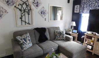 17 19 Boynton St, Bangor, ME 04401