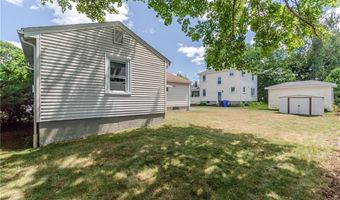 39 Fairview Ave, East Providence, RI 02914