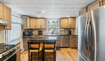 201 North St, Bath, ME 04530