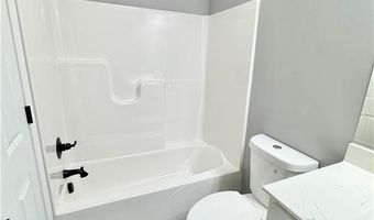 358 Oak St, Austin, IN 47102