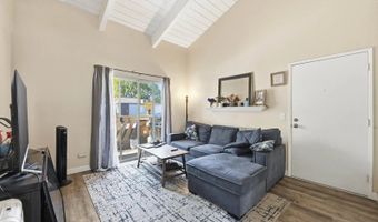 2566 White Oak Pl 6, Escondido, CA 92027