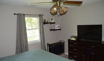 20 E Zeller St, North Liberty, IA 52317