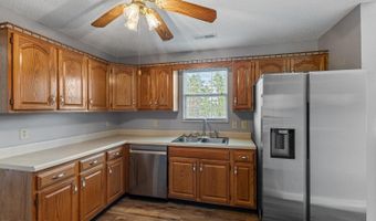 2412 Colonial Dr, Athens, TN 37303