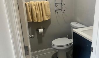 211 S ROBINSON St, Baltimore, MD 21224