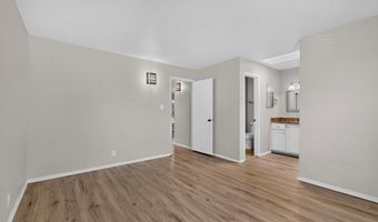 5352 Thomas Pl NE, Albuquerque, NM 87111
