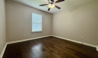 1148 Meadows Dr, Benton, AR 72019