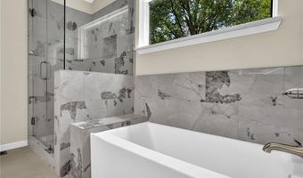 10480 Summer Creek Dr, Alpharetta, GA 30022