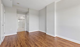 2001 15TH St N 509, Arlington, VA 22201