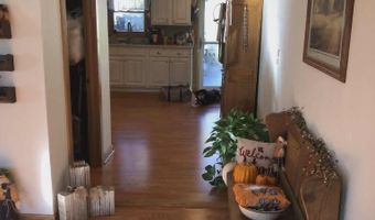 313 E 3rd St, Arthur, IA 51431