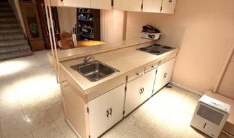 121 N Lowe St, Algona, IA 50511