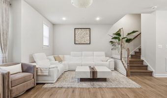 7277 NITTANY Ln, Alexandria, VA 22306