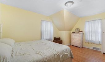 817 Maple St, Alexandria, MN 56308