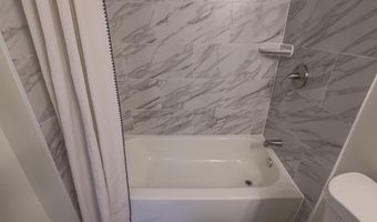 342 E UNIVERSITY Pkwy, Baltimore, MD 21218