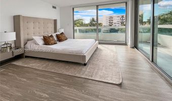 1025 92nd St 401, Bay Harbor Islands, FL 33154
