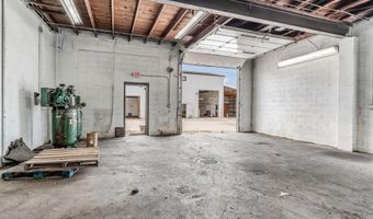 1712 S Wayne Ave, Auburn, IN 46706
