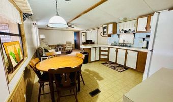 25 Leisure Dr, Auburndale, FL 33823