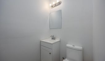 822 Chesnut St, Camden, SC 29020