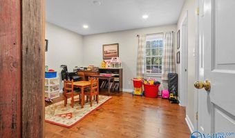 106 Collier Dr, Albertville, AL 35951