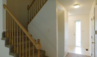 490 Liberty Pointe Dr, Ann Arbor, MI 48103
