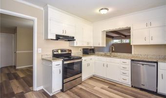 78 FAIRLANE St, Alexander City, AL 35010