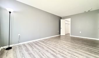 304 Wellington Pl, Aberdeen, NJ 07747