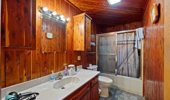 425 Hartwick Ln, Atkins, AR 72823