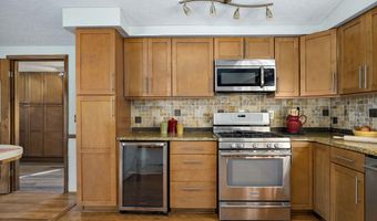 8065 N Farm Road 43, Ash Grove, MO 65604