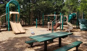 1243 N VERMONT St, Arlington, VA 22201