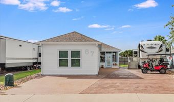 67 Augusta Cir, Aransas Pass, TX 78336