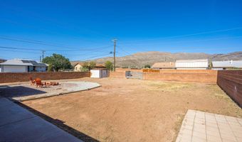 2412 Iowa Ave, Alamogordo, NM 88310