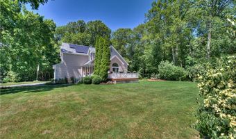 84 Bakewell Ct, Cranston, RI 02921