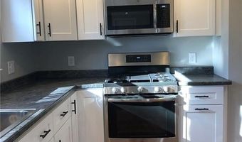7 Sherbrook Rd, Barrington, RI 02806