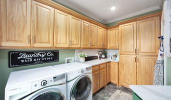 1491 Burr Hight Rd, Bells, TN 38006