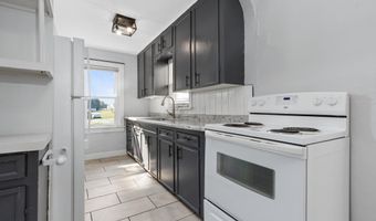 614 S 11th St, Aberdeen, SD 57401