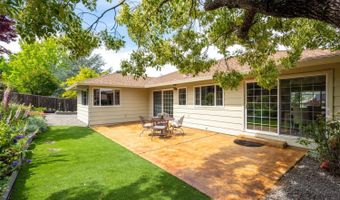 7362 Oakmont Dr, Santa Rosa, CA 95409