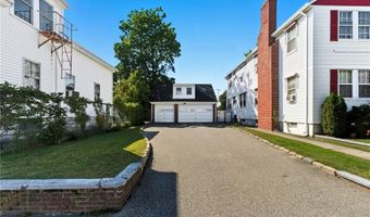 92 Rhode Island St, Cranston, RI 02920