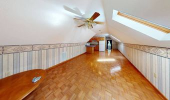 136 Lock Ln, Alum Creek, WV 25003